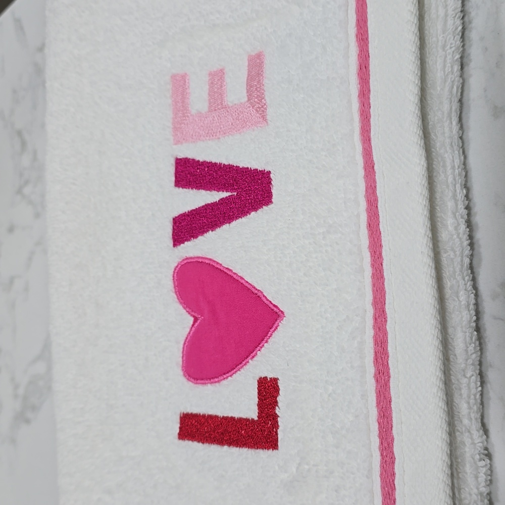 Valentine's Day Hand & Guest Towels-Love - Picture 9 of 12